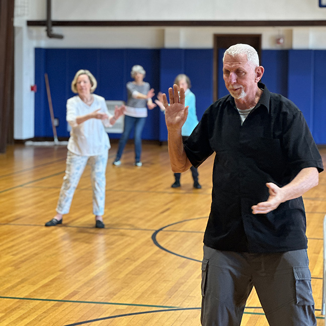  Tai Chi

 
